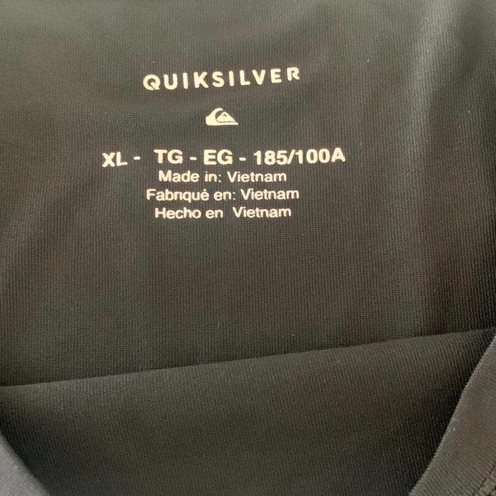 Quicksilver Rash Guard - Picture 4 of 6